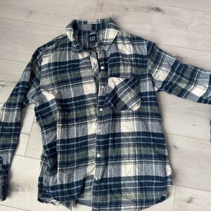 Women’s gap flannel shirt